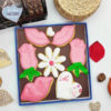 caja galletas personalizadas San Valentin besos y flores rosa